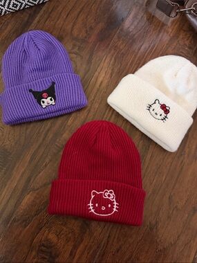 Hello Kitty Kids Ribbed Beanie Trio - Red, Purple, White